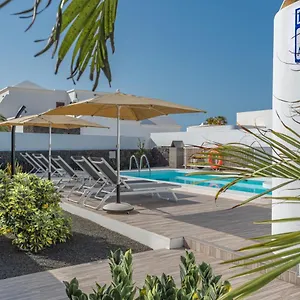 https://villas-maribel-pocillos.puertodelcarmen-hotels.org