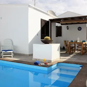 Villa Roses, Puerto del Carmen (Lanzarote)